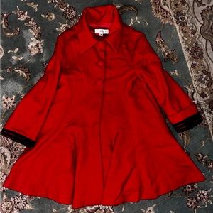 Girls beautiful coat.